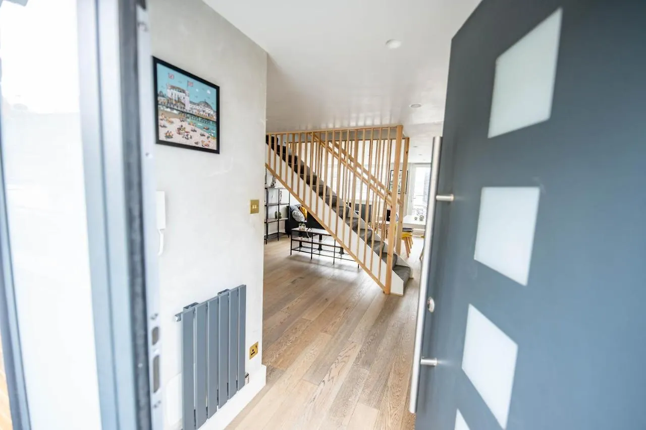 Entire Apartment In The Heart Of Brighton Lanes 0*,  المملكة المتحدة